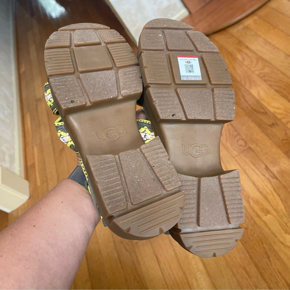 UGG ASHTON HERITAGE BRAID STRAPPY BURNT OLIVE CHUNKY SANDALS US 8 Boho Lug Sole - Picture 9 of 12